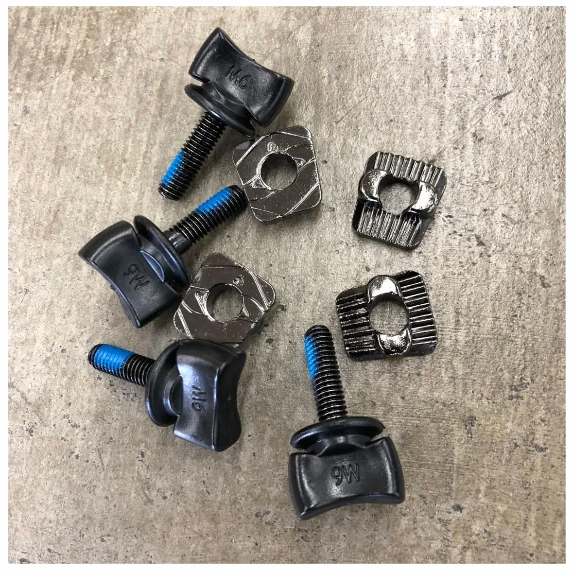 HYPERLITE M6 Thumb Screw Hardware Kit