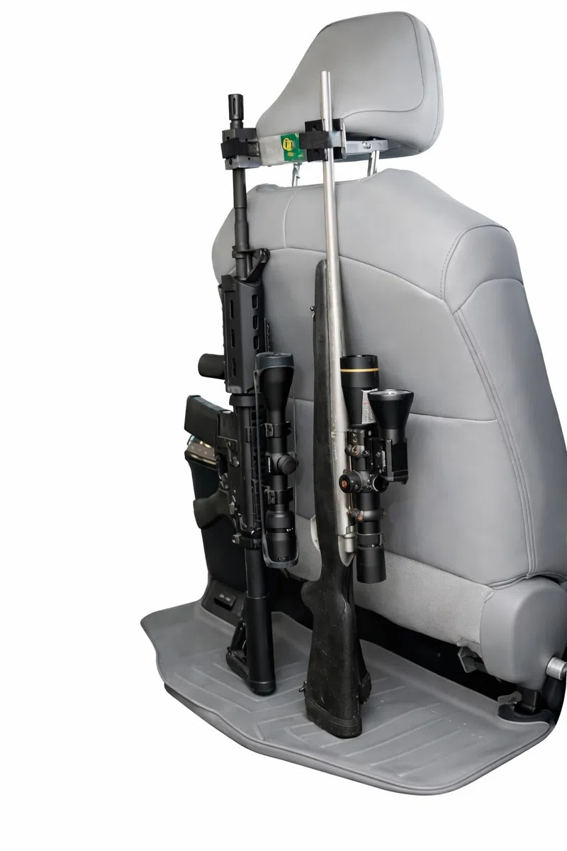 El soporte para armas se fija a tu reposacabezas, sostiene 2 rifles o escopetas de forma segura, para camiones y coches