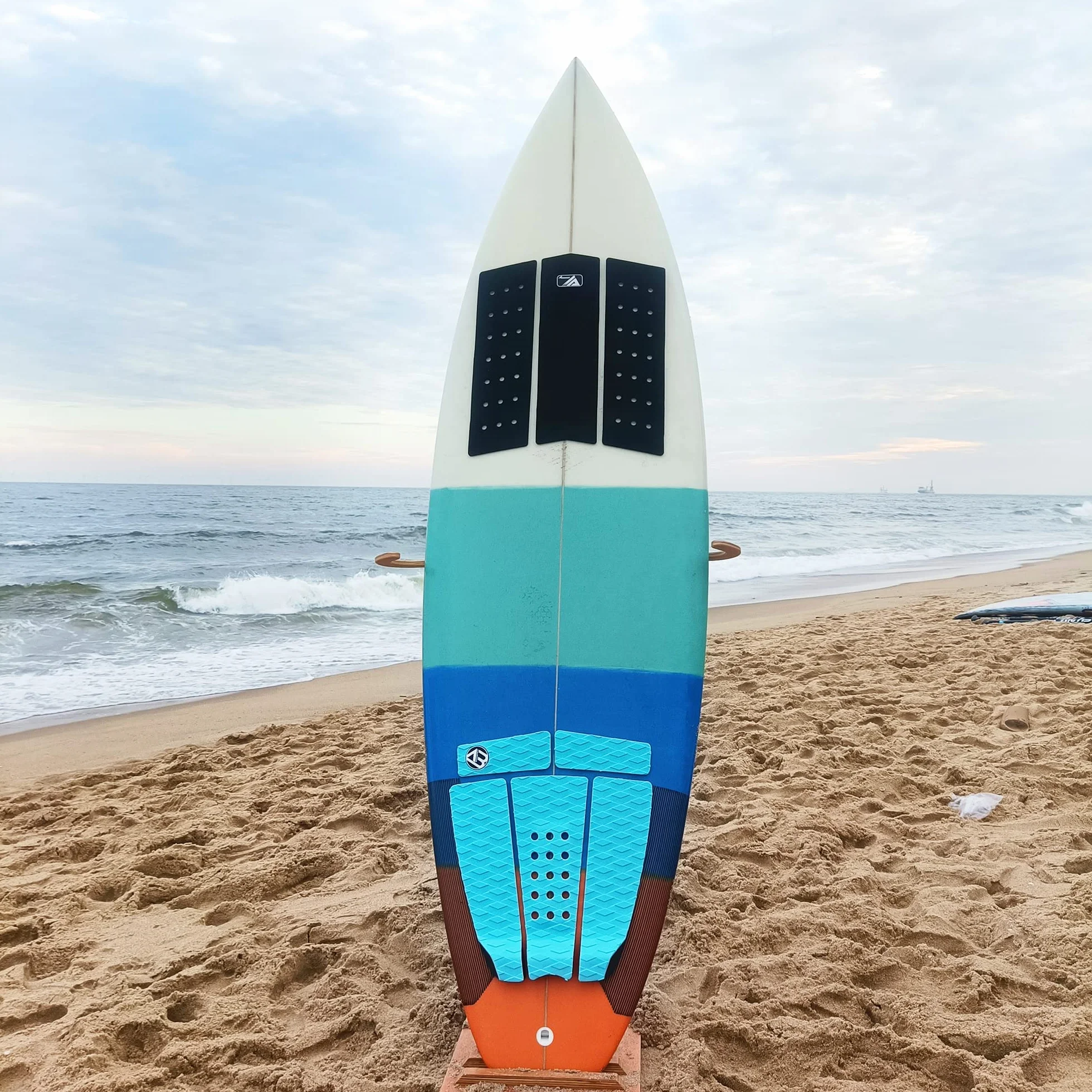 AQUBONA 3 Piezas Stomp Pad Surfboard EVA Traction Pad con Adhesivo 3M Profesional Almohadilla de Cola