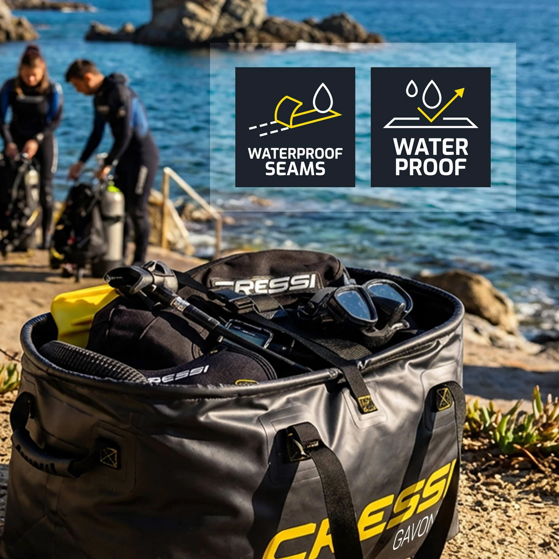 Cressi Gavone Black-Bolsa Impermeable Espaciosa de Lona de PVC Negro, Evita Que el Agua y Humedad Salgan de los Objetos Contenidos en su Interior y Mojen el Maletero del Coche, el Equipaje o el Suelo