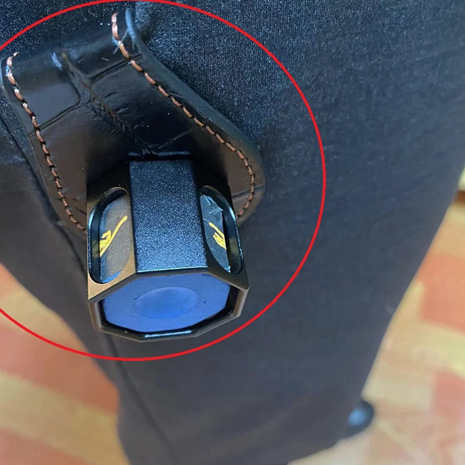 Soporte de Tiza Billar Magnético Portátil Octogonal con Clip para Taco de Billar