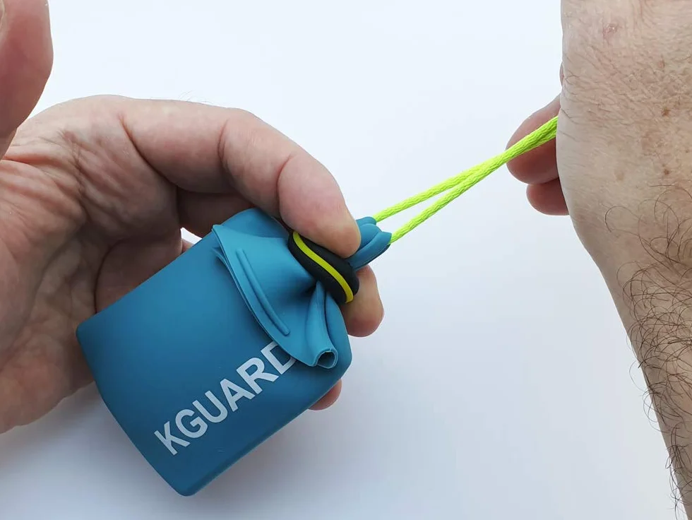 KGUARD Bolsa Estanca IPX8 para Llave Electrónica. Surf y Deportes Acuáticos