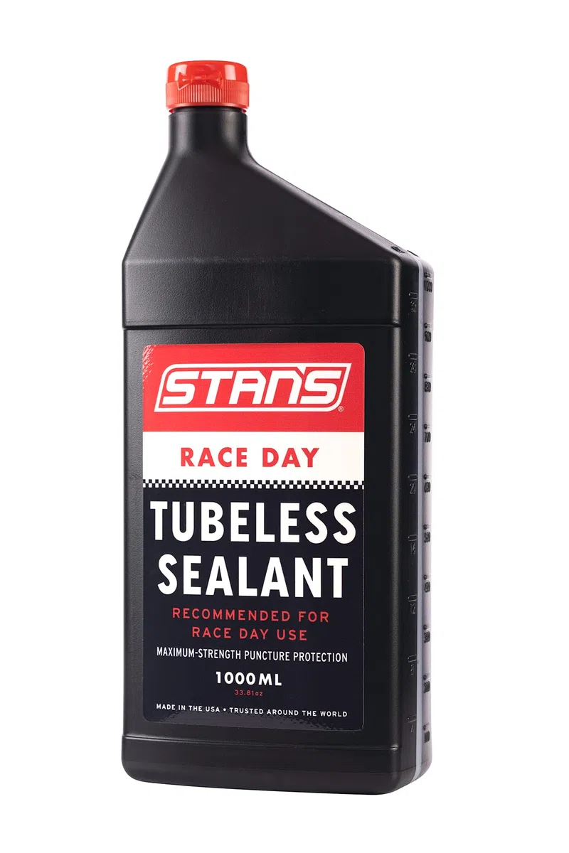 NoTubes Stan's Race Day - Sellador de neumáticos sin cámara (1000 ml)