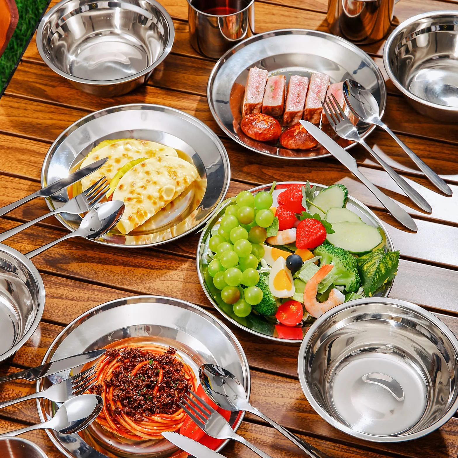 Odoland Vajilla de Acero Inoxidable para 1 Persona, 8-en-1, Cubiertos y Platos Kit de Picnic con Placa Tazon Tenedor Cuchara Cuchillo y Bolsa de Red, Camping Viajes