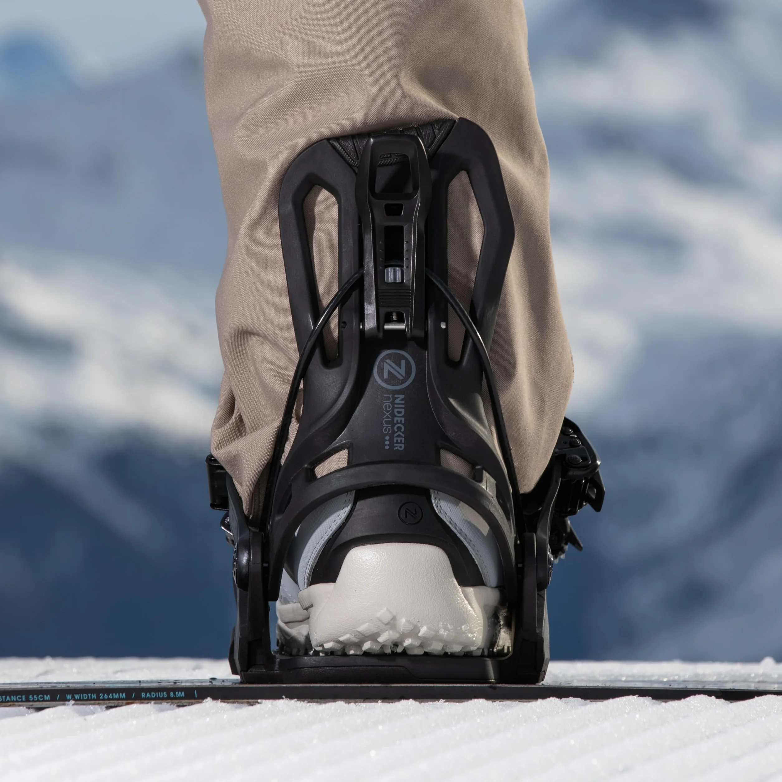 Nidecker Flow Nexus Fijaciones de Snowboard Cómoda flexión All-Mountain con Placa Base de Nailon Relleno de Vidrio