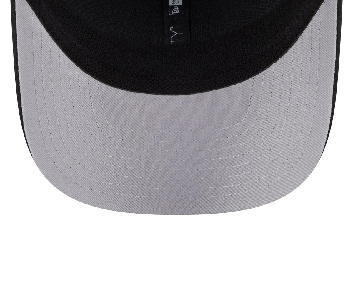 New Era 9Seventy Stretch-Snap NHL Trucker Cap con Visera Curvada Heritage-Style Snapback Cap