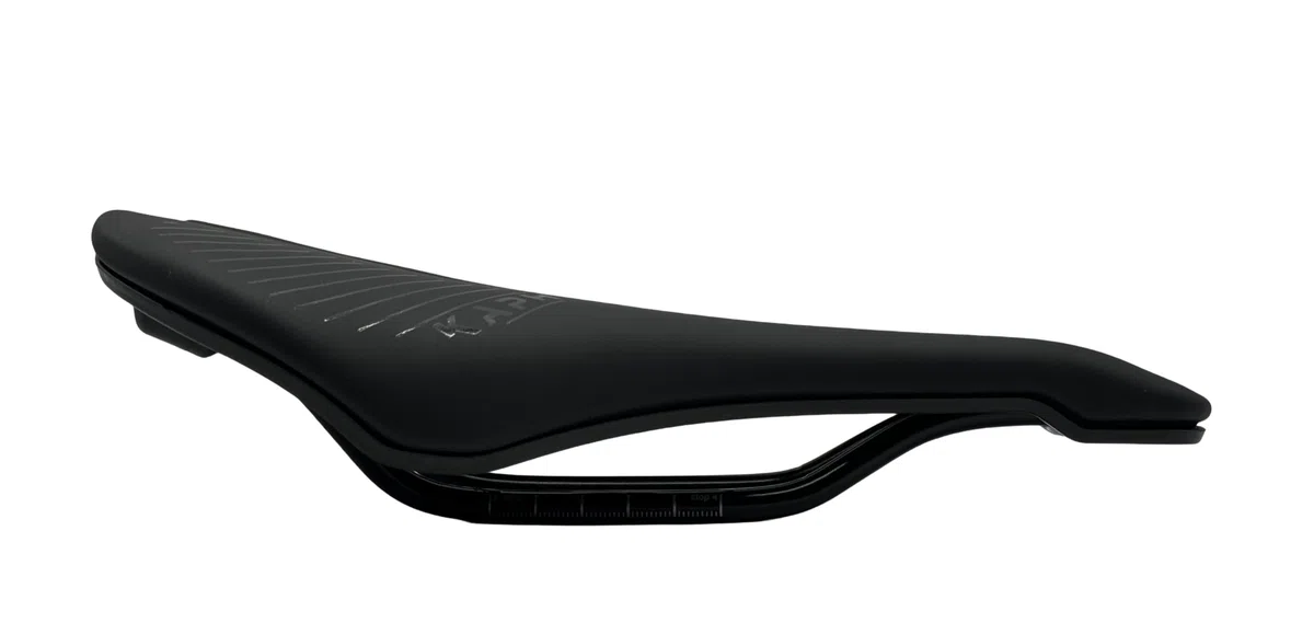 KAPH Sillin de Bicicleta KAPH K1 Antiprostático Carretera MTB - Modelo K1 Apto Montaña Triatlón Carretera Hombre Mujeres Unisex Ligero para un Rendimiento optimo (Acero)
