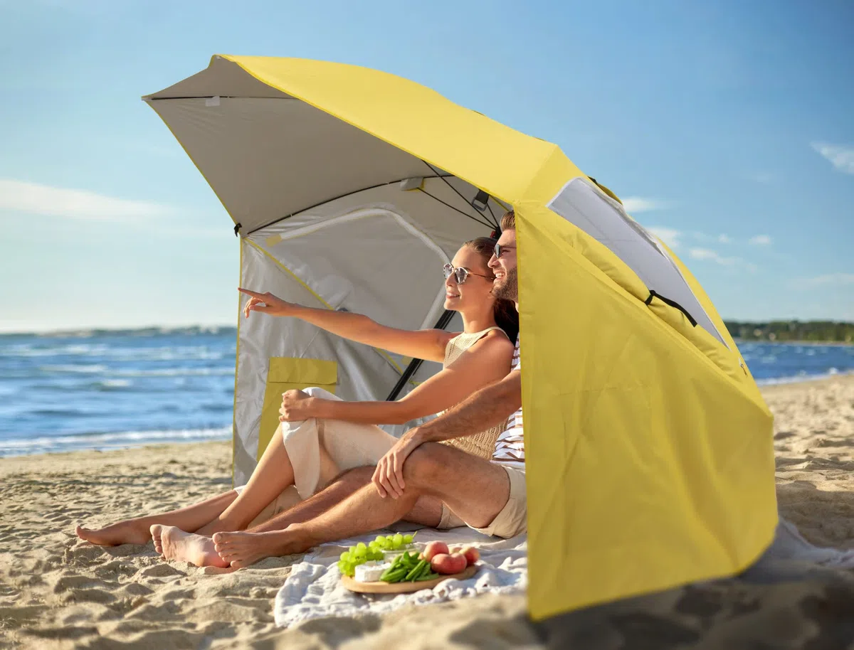 Stagecaptain UM-210 Shady Sombrilla y Refugio de Playa - Estaca para Montaje como sombrilla - Tela Repelente al Agua con Capa de protección UV - Ventana de Malla para Mejor circulación de Aire