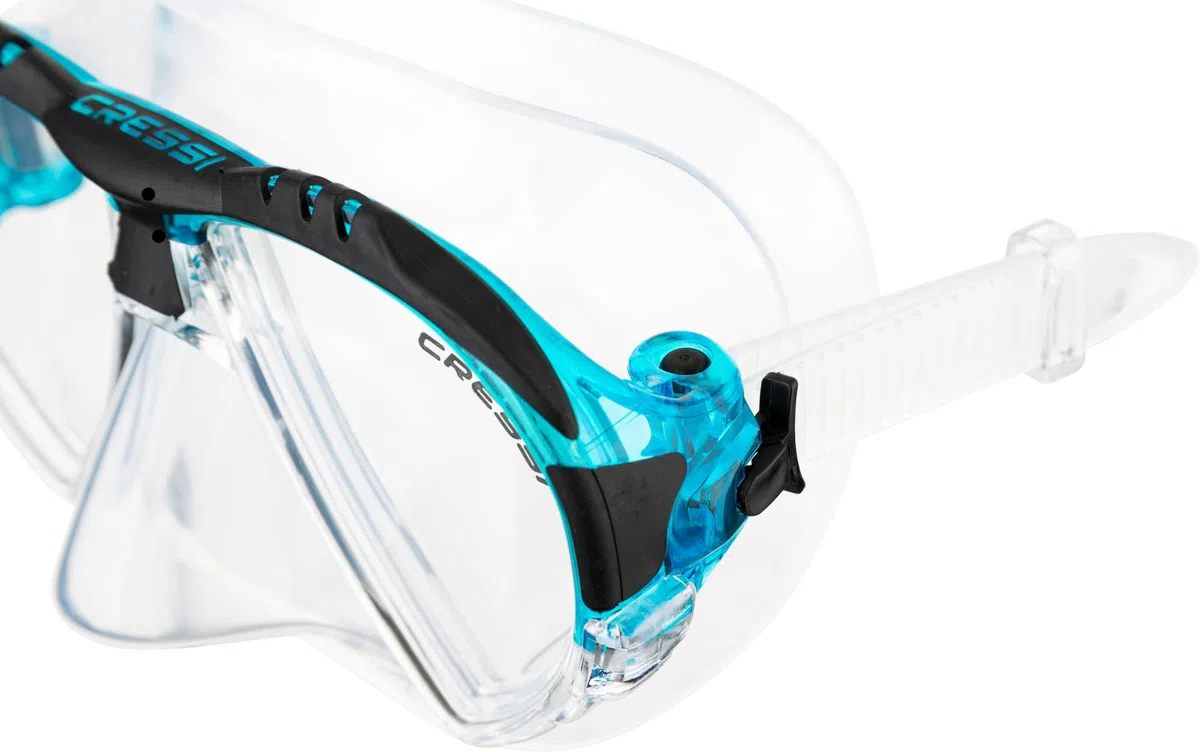 CRESSI Matrix Máscara Buceo Doble Lente Bajo Volumen con Amplio Campo de Visión Silicona Cómoda para Apnea Snorkel Submarinismo Profesional Adulto Unisex