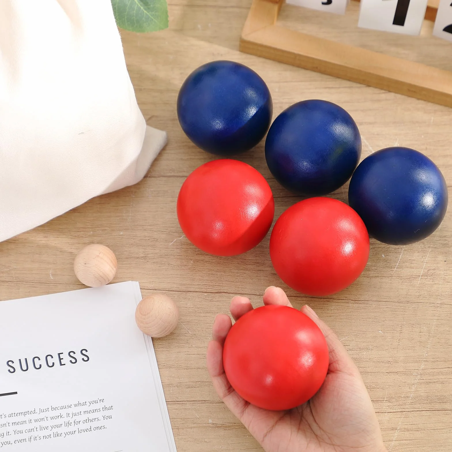 Juego de Petanca de Madera Set de 6 Bolas de Colores con Boliches y Bolsa