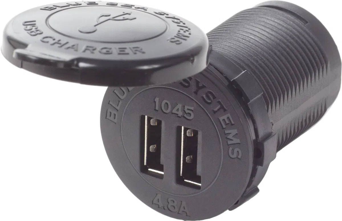 Blue Sea 1045 - Cargador USB dual de 12/24 V, montaje de agujero de 1 1/8 pulgadas (parte #1045 de Blue Sea Systems)