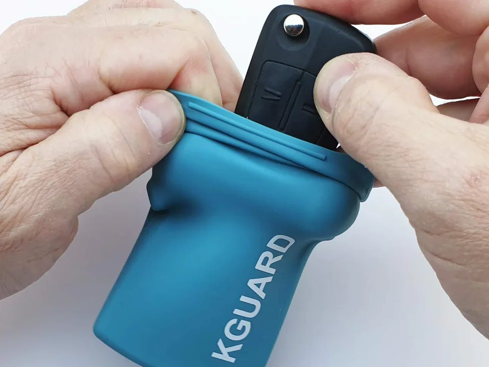 KGUARD Bolsa Estanca IPX8 para Llave Electrónica. Surf y Deportes Acuáticos
