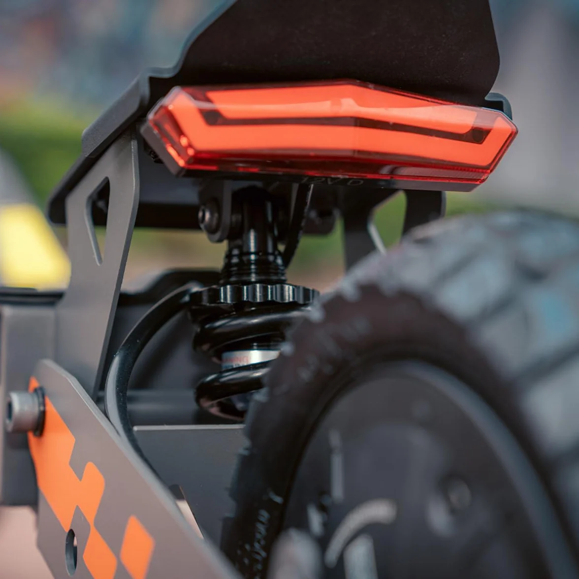 KUKIRIN G2 Patinete Eléctrico para Adultos Homologado DGT, 500W, 25 km/h, Batería 48V 15,6Ah, Autonomía hasta 65 km, Neumáticos Tubeless de 10 Pulgadas, Suspensión Delantera y Trasera, Frenos de Disco